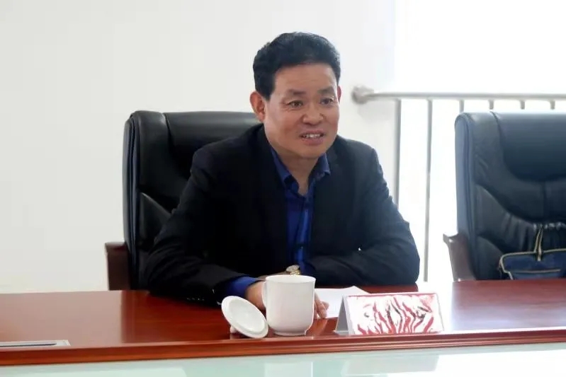 1618049156454819.jpg 640.webp (8).jpg